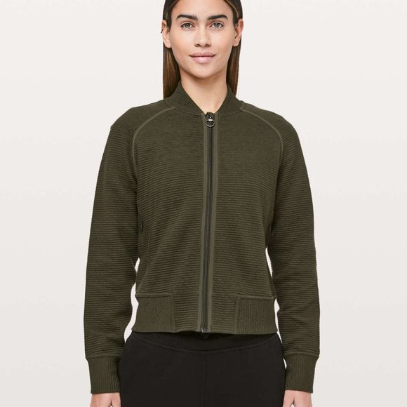Lululemon On Repeat Bomber (Size 4 Dark Olive) - Picture 2 of 6